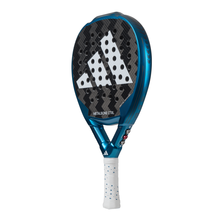 Pala Padel Adidas Metalbone Carbon Ctrl 3.3 2024 de Lorena Rufo 3